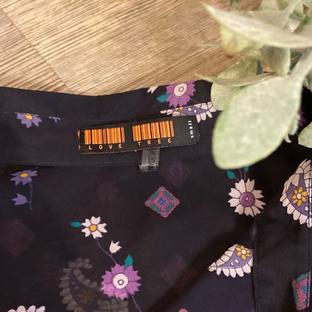 button up - Picture 3 of 3